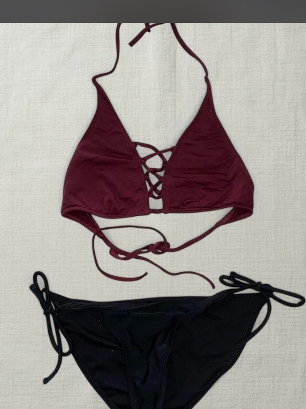 Mix-and-match triangle bikini tops (x2) with side-tie bottoms - Picture 4 of 5